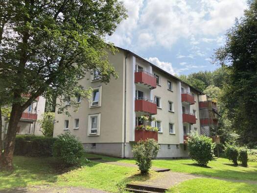 Wohnung zur Miete 377 € 3 Zimmer 65 m² 1. Geschoss frei ab 01.02.2026 Berliner Straße 58 Helsa 34298