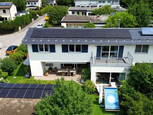 Doppelhaushälfte zur Miete 3.750 € 8 Zimmer 189,9 m² 429 m² Grundstück frei ab 01.01.2026 Brahmsstraße 14 Krailling 82152