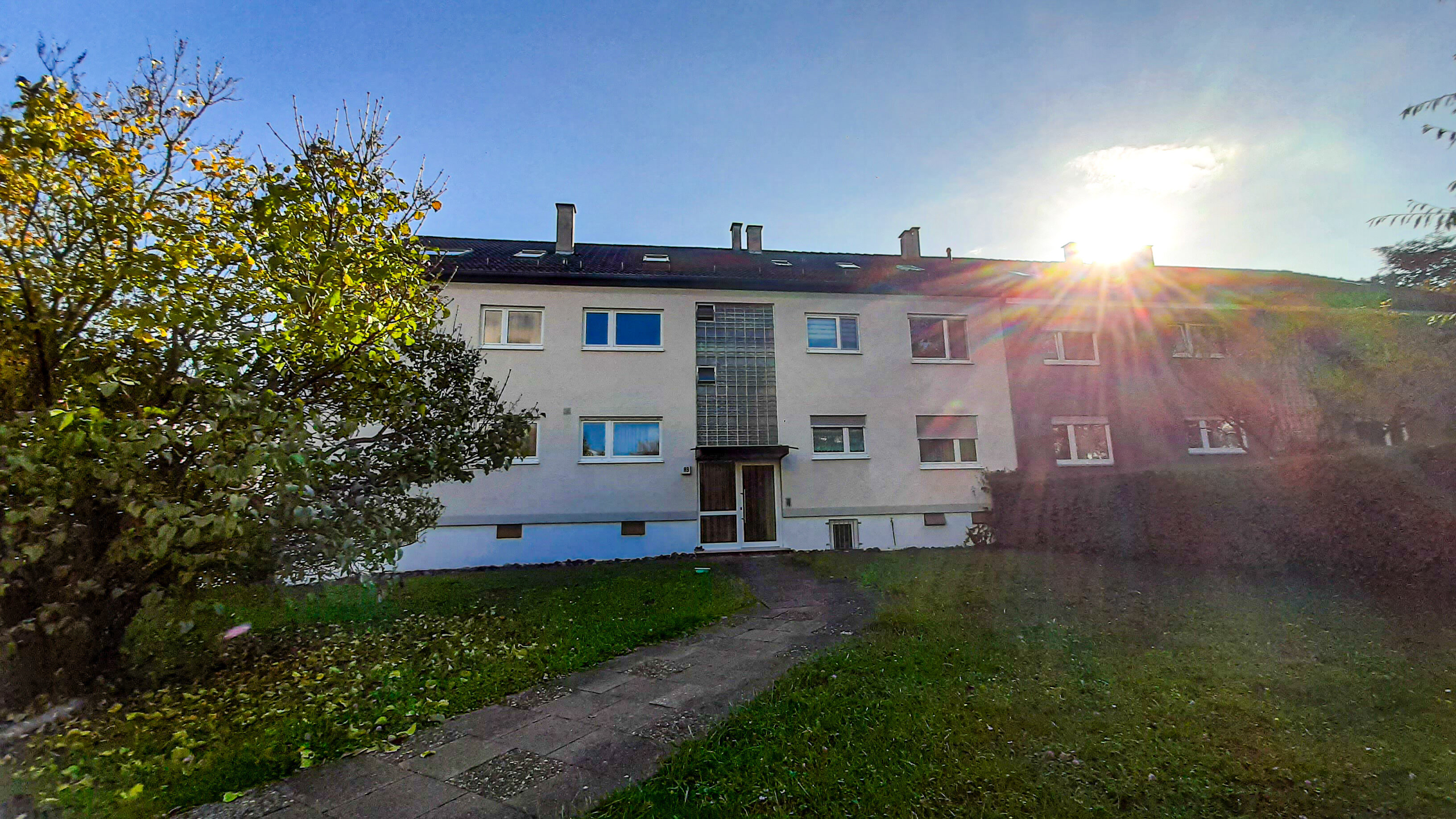 Wohnung zum Kauf 340.000 € 3 Zimmer 92 m²<br/>Wohnfläche 2.<br/>Geschoss Birkenäcker Stuttgart 70376