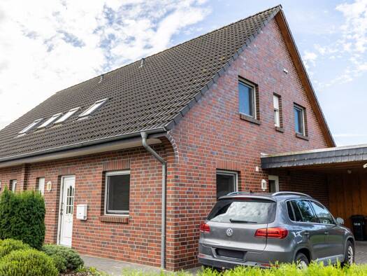 Doppelhaushälfte zum Kauf 257.000 € 4 Zimmer 101 m² 312 m² Grundstück Campe Berne 27804