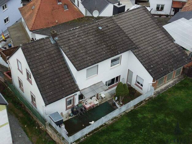 Mehrfamilienhaus zum Kauf 395.000 € 6 Zimmer 231,7 m² 410 m² Grundstück Alzenau Alzenau in Unterfranken / Hörstein 63755
