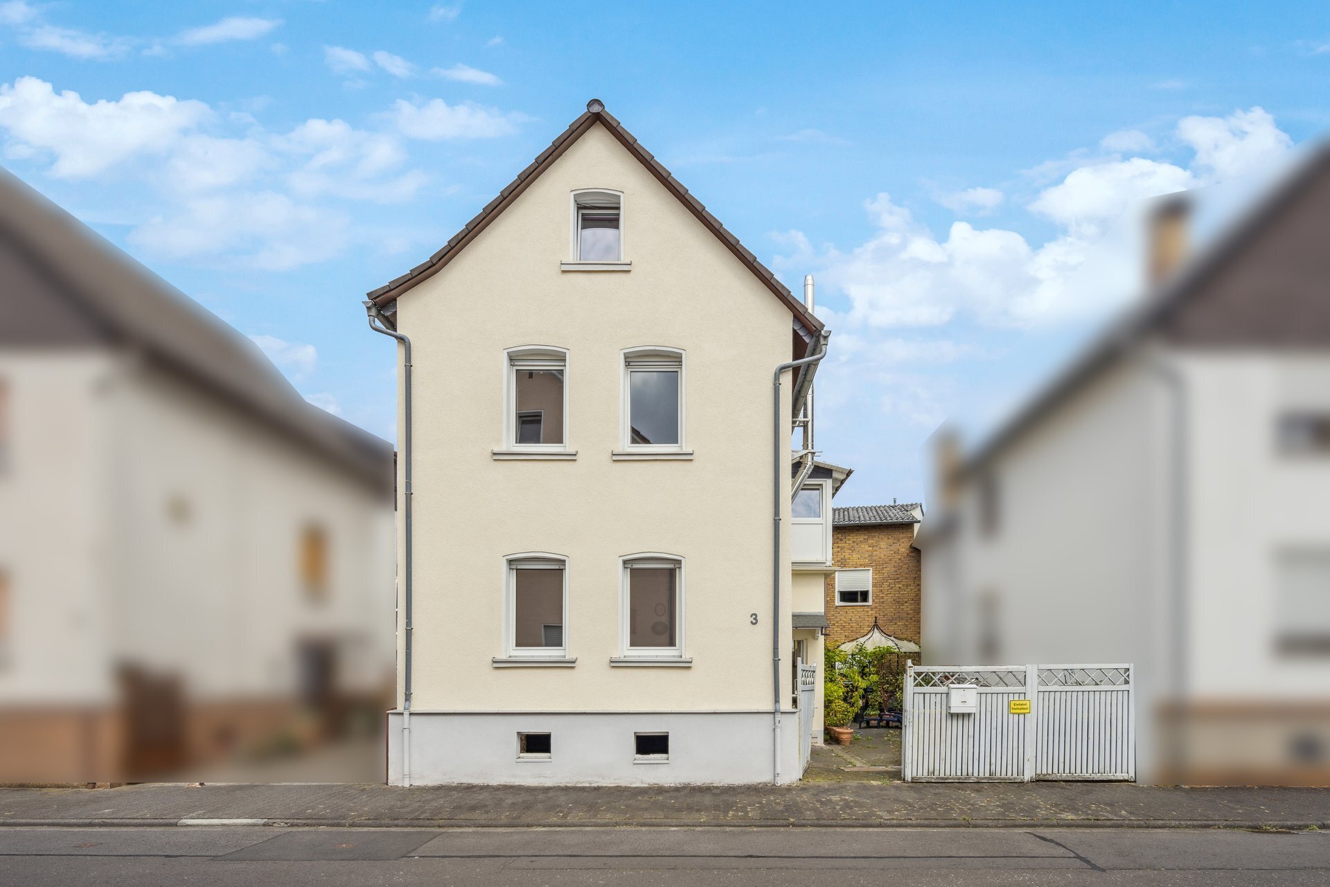 Einfamilienhaus zum Kauf 229.000 € 5 Zimmer 121,7 m²<br/>Wohnfläche 126 m²<br/>Grundstück Steinbach Fernwald-Steinbach 35463