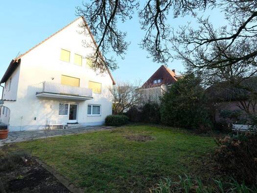 Mehrfamilienhaus zum Kauf 374.800 € 9 Zimmer 235 m² 676 m² Grundstück Buch Nürnberg 90427