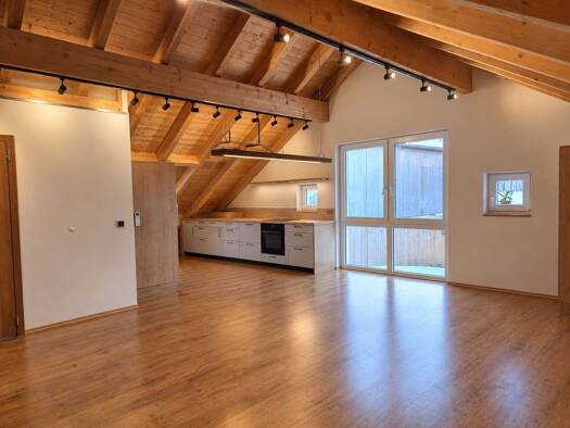 Wohnung zur Miete 790 € 3 Zimmer 86 m² frei ab 15.12.2026 Pelchenhofen Neumarkt in der Oberpfalz 92318
