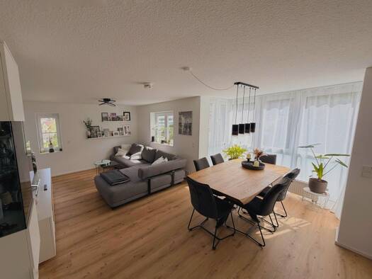 Wohnung zur Miete 1.000 € 3,5 Zimmer 84 m² Geschoss 1/3 frei ab 01.12.2026 Hechingen Hechingen 72379