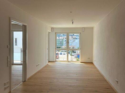 Wohnung zur Miete 915 € 2 Zimmer 65,7 m² EG Deggendorf 94469