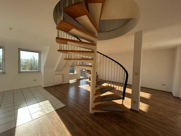 Wohnung zur Miete 609 € 2 Zimmer 77,2 m² 2. Geschoss frei ab 30.10.2026 Berliner Straße 7 Sande Sande 26452