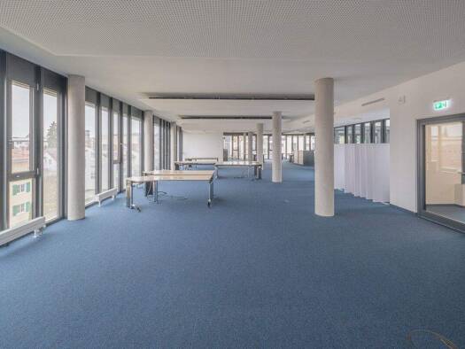 Bürogebäude zur Miete 8.200 € 820 m² Bürofläche Schwenningen Villingen-Schwenningen 78056