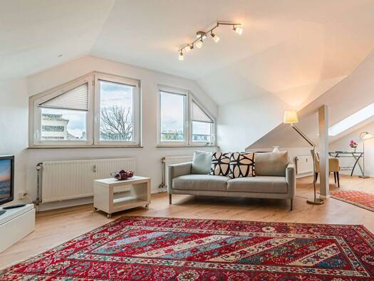 Studio zur Miete auf Zeit 1.190 € 1 Zimmer 48 m² frei ab 01.09.2026 Bockenheim Frankfurt am Main 60486