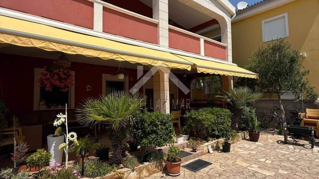 Haus zum Kauf 750.000 € 10 Zimmer 169 m² Vir