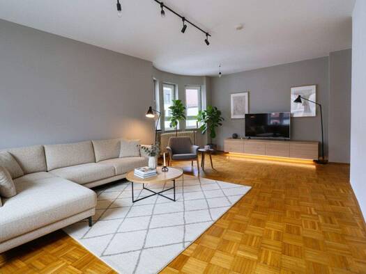 Wohnung zum Kauf 335.000 € 3 Zimmer 68 m² 4. Geschoss Innenstadt Erlangen 91052