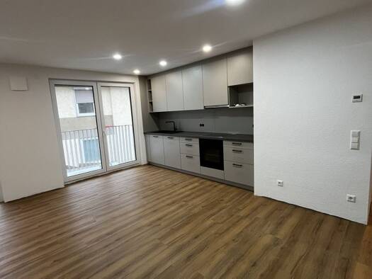 Wohnung zur Miete 1.375 € 2 Zimmer 73 m² Geschoss 2/3 frei ab 01.12.2025 Nürtingen 72622