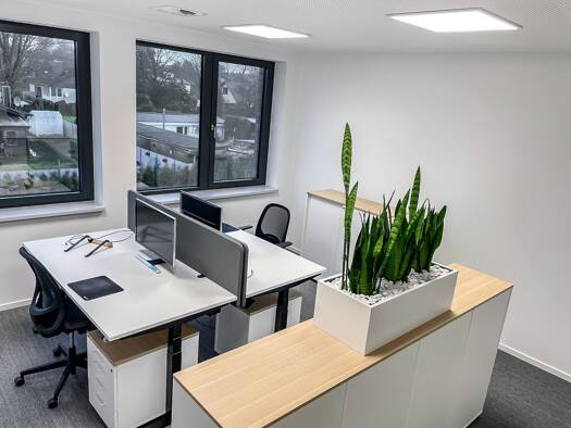 Bürofläche zur Miete provisionsfrei 6 Zimmer 156 m² Bürofläche teilbar ab 15 m² Theodor-Storm-Straße Quickborn 25451