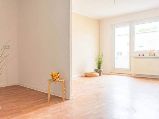 Wohnung zur Miete 319 € 3 Zimmer 56 m² 1. Geschoss frei ab 16.03.2026 Dr.-S.-Allende-Str. 62 Kappel Chemnitz 09119