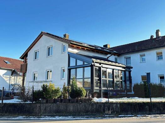 Doppelhaushälfte zur Miete 1.200 € 4 Zimmer 106 m² 400 m² Grundstück Rögen Coburg 96450