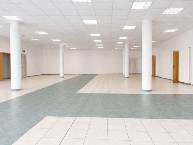 Laden zur Miete provisionsfrei 10 € 360 m² Verkaufsfläche Gotthardstraße 35 Merseburg 06217