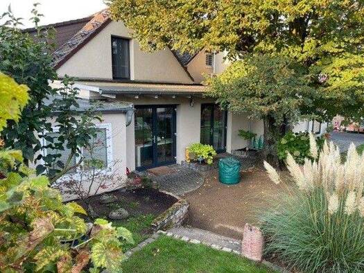 Haus zum Kauf 1.200.000 € 7 Zimmer 286 m² 911 m² Grundstück frei ab 31.01.2026 Landgraf-Friedrich-Straße 19 Rumpenheim Offenbach am Main 63075