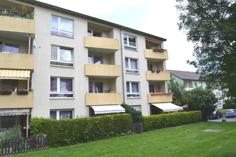 Wohnung zur Miete 500 € 3 Zimmer 63,6 m²<br/>Wohnfläche 1.<br/>Geschoss 01.02.2025<br/>Verfügbarkeit Heiligenbergstraße 22 Süsterfeld / Helleböhn Kassel 34134