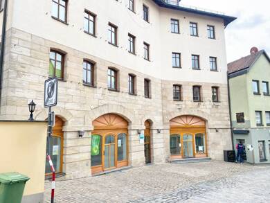 Wohnung zur Miete 1.390 € 5 Zimmer 189 m² 1. Geschoss frei ab sofort Barthstr. 1 Lauf Lauf an der Pegnitz 91207