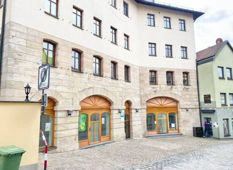 Wohnung zur Miete 1.390 € 5 Zimmer 189 m²<br/>Wohnfläche 1.<br/>Geschoss ab sofort<br/>Verfügbarkeit Barthstr. 1 Lauf Lauf an der Pegnitz 91207