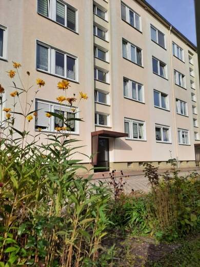 Wohnung zur Miete 420 € 2 Zimmer 46,5 m² EG frei ab sofort Kahla 07768
