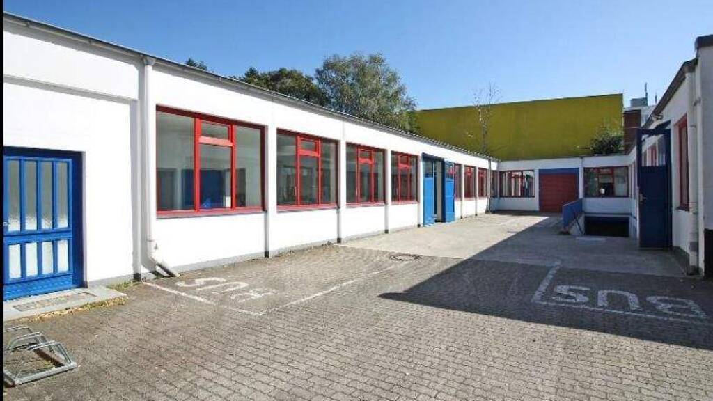 Lagerhalle zur Miete provisionsfrei 2.150 € 250 m² Lagerfläche Osdorf Hamburg 22549