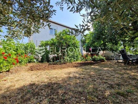 Haus zum Kauf 369.000 € 7 Zimmer 150 m² Vir Vir