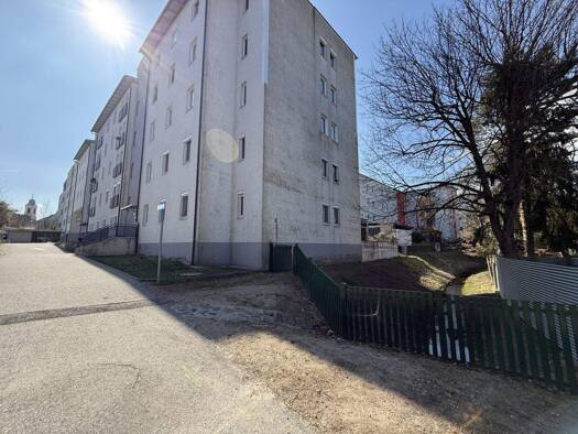 Wohnung zum Kauf 270.000 € 3 Zimmer 83 m² EG Wiener Neustadt 2700