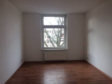 Wohnung zur Miete 412 € 3 Zimmer 63,4 m² 3. Geschoss frei ab sofort Leipziger Straße 51a Leipziger Str. Magdeburg 39112