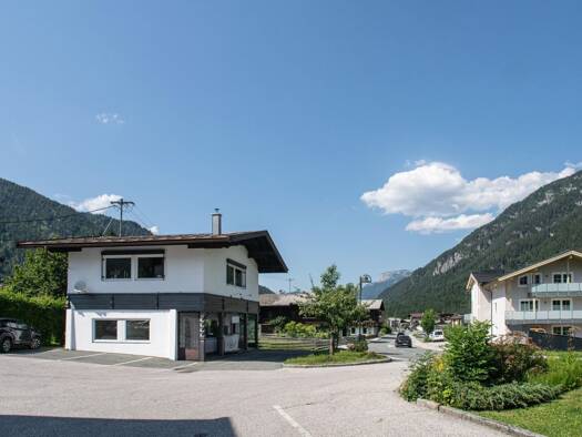 Produktionshalle zur Miete 1.000 € 74 m² Lagerfläche St. Ulrich am Pillersee 6393