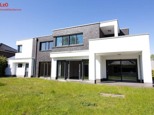 Einfamilienhaus zum Kauf 599.000 € 7 Zimmer 229 m² 783 m² Grundstück frei ab sofort Löningen Löningen 49624