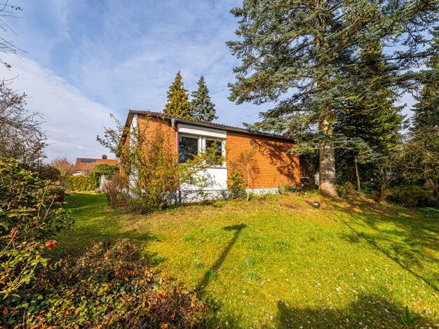Einfamilienhaus zum Kauf 430.000 € 5 Zimmer 135 m² 813 m² Grundstück Brunn Nürnberg 90475