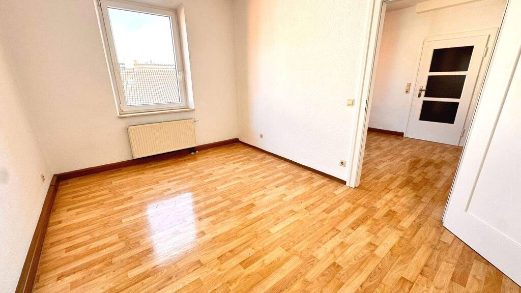 Wohnung zum Kauf provisionsfrei 199.000 € 3 Zimmer 60,9 m² 3. Geschoss frei ab sofort Landgrabenstraße 19 Steinbühl Nürnberg 90443