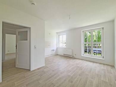 Wohnung zur Miete 230 € 2 Zimmer 36 m² 2. Geschoss Peter-Schmohl-Straße 20 Hüttenviertel Freiberg 09599