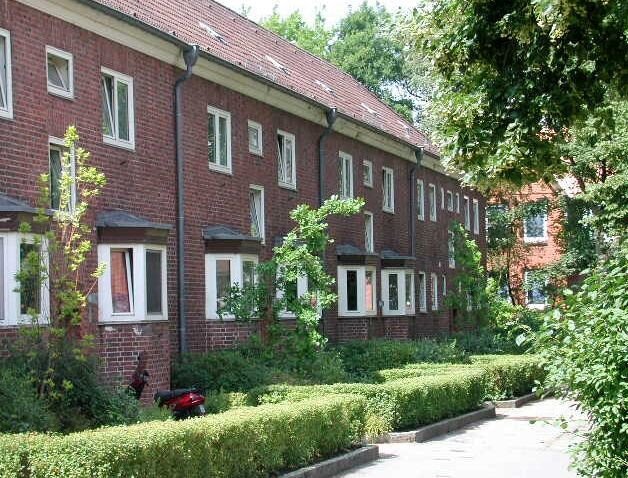 Wohnung zur Miete 450 € 2 Zimmer 42,8 m²<br/>Wohnfläche 29.01.2025<br/>Verfügbarkeit Reichweinweg 3 Neumühlen - Dietrichsdorf Bezirk 2 Kiel 24149