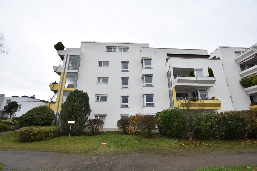 Wohnung zum Kauf 330.000 € 4,5 Zimmer 100 m²<br/>Wohnfläche 1.<br/>Geschoss Sulzgries Esslingen am Neckar / Sulzgries 73733