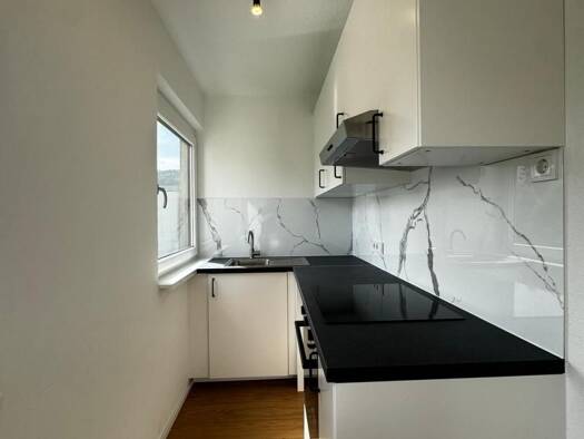 Wohnung zur Miete 1.016 € 2 Zimmer 48 m² 3. Geschoss frei ab sofort Hötting Innsbruck 6020