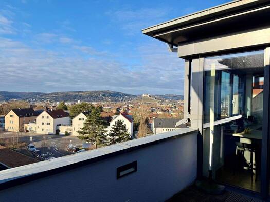 Maisonette zur Miete 1.120 € 2 Zimmer 97,1 m² Geschoss 3/3 frei ab 01.04.2026 Mariannhillstraße 2 Frauenland Würzburg 97074