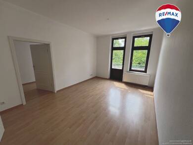 Wohnung zur Miete 600 € 4 Zimmer 76,6 m² Dachgeschoss, 4. Geschoss frei ab sofort Olvenstedter Platz Magdeburg 39108