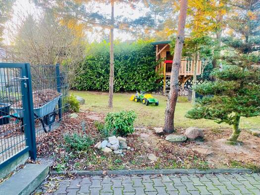 Doppelhaushälfte zur Miete 1.200 € 4 Zimmer 120 m² 400 m² Grundstück frei ab 01.04.2026 Altenhain Trebsen/Mulde 04687