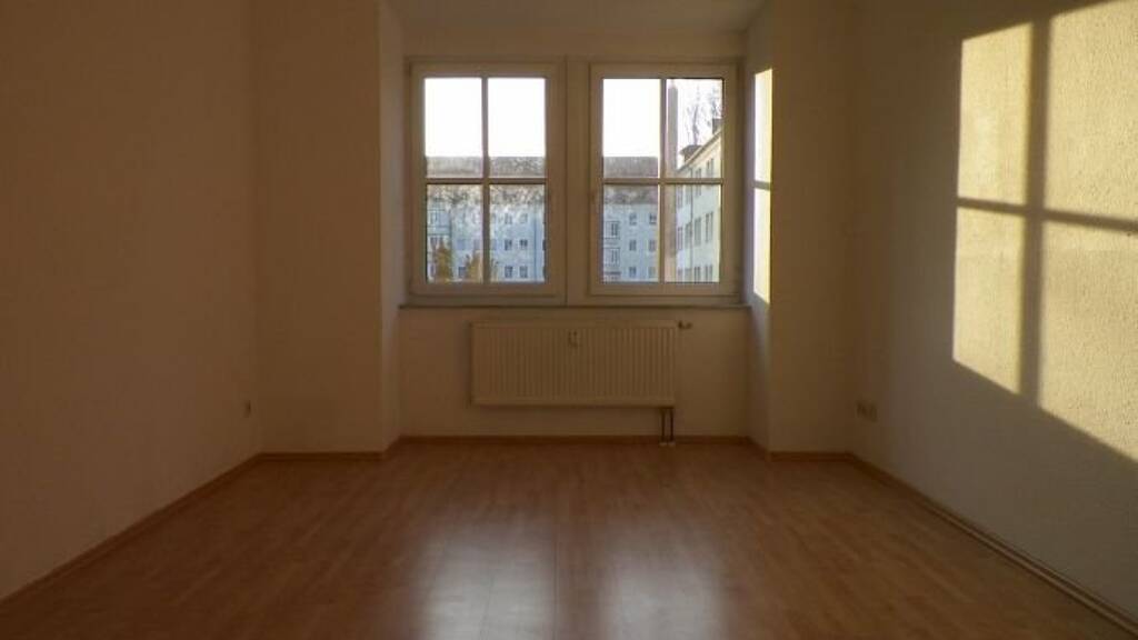 Wohnung zum Kauf 110.000 € 3 Zimmer 84,5 m² 1. Geschoss Franz-Mehring-Straße Pölbitz Zwickau 08058