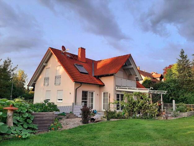Einfamilienhaus zum Kauf provisionsfrei 585.000 € 6 Zimmer 179 m² 724 m² Grundstück Obermanndorf Reckendorf 96182