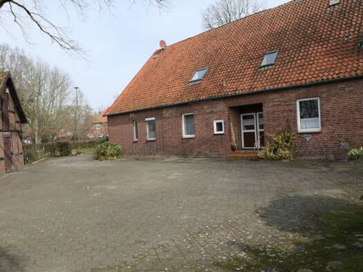 Einfamilienhaus zum Kauf 198.000 € 6 Zimmer 190 m² 977 m² Grundstück frei ab 01.05.2026 Nöpke Neustadt am Rübenberge 31535