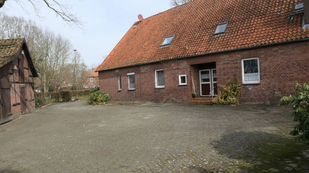 Einfamilienhaus zum Kauf 198.000 € 6 Zimmer 190 m² 977 m² Grundstück frei ab 01.05.2026 Nöpke Neustadt am Rübenberge 31535