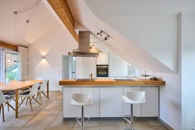 Wohnung zum Kauf 4 Zimmer 115 m² Dachgeschoss, 2. Geschoss Straubing 94315