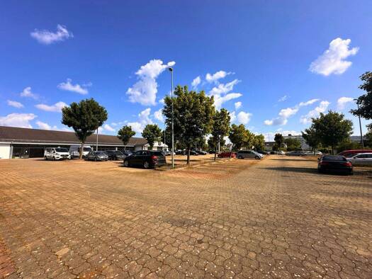 Verkaufsfläche zum Kauf 2.490.000 € 976,1 m² Verkaufsfläche Salach 73084