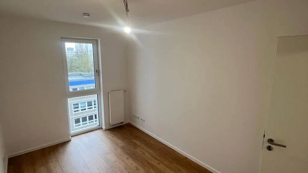 Wohnung zur Miete 1.640 € 3 Zimmer 91 m² frei ab 01.06.2026 Sewanstraße 259 Friedrichsfelde Berlin 10319