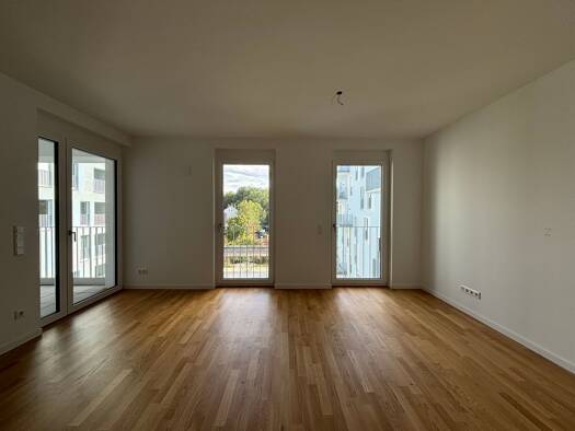 Wohnung zur Miete 1.049 € 2 Zimmer 69,2 m² EG frei ab 01.11.2025 Stadtmitte Neu-Ulm 89231