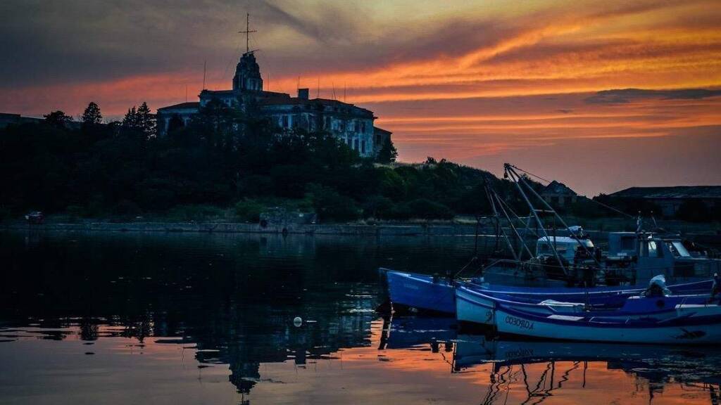 Grundstück zum Kauf 15.000.000 € 950.000 m² Grundstück Sozopol 8130