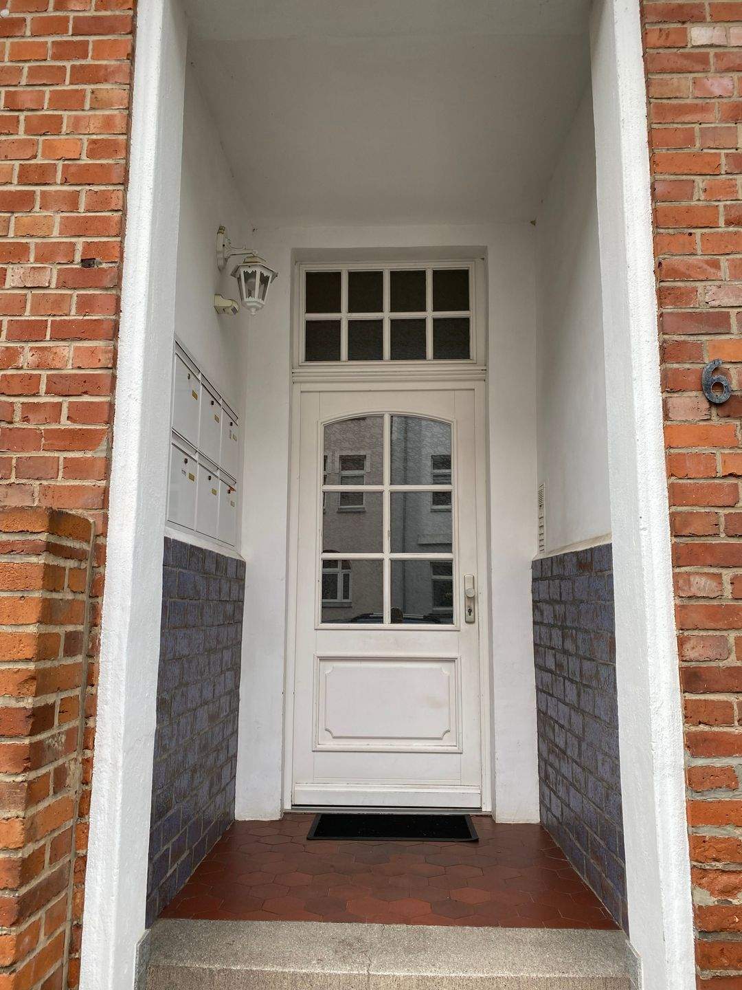 Immobilie in Nordhausen - Stilvolle 4 Raum Eigentumswohnung mit EBK, Balkon u. Gartenanteil - Bild 1